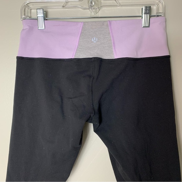 Lululemon | Lavender and Black Capris | Size 8 - Picture 2 of 8
